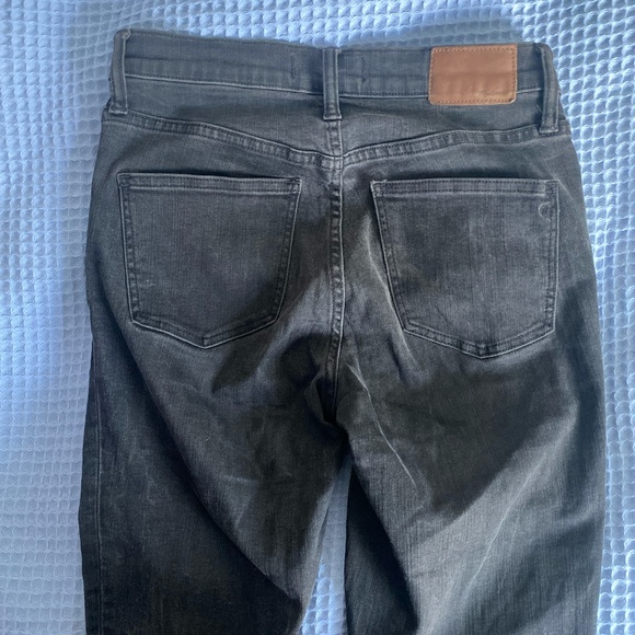 Stretchy High Rise Skinny Button-Fly Washed Black Jeans - Picture 5 of 5